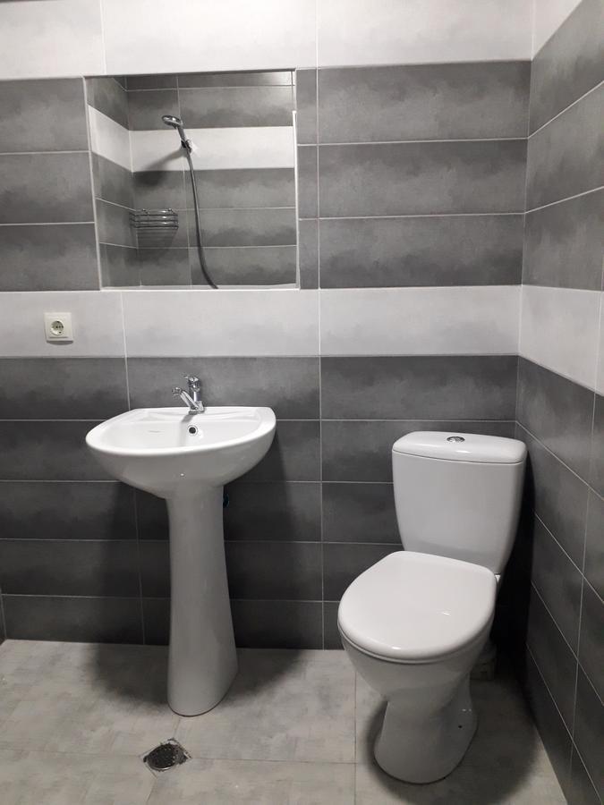 Gnt+ Hotell Tbilisi Eksteriør bilde