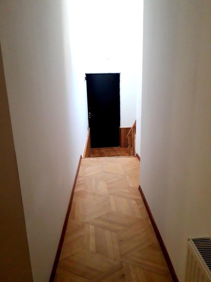 Gnt+ Hotell Tbilisi Eksteriør bilde