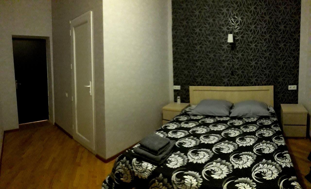 Gnt+ Hotell Tbilisi Eksteriør bilde